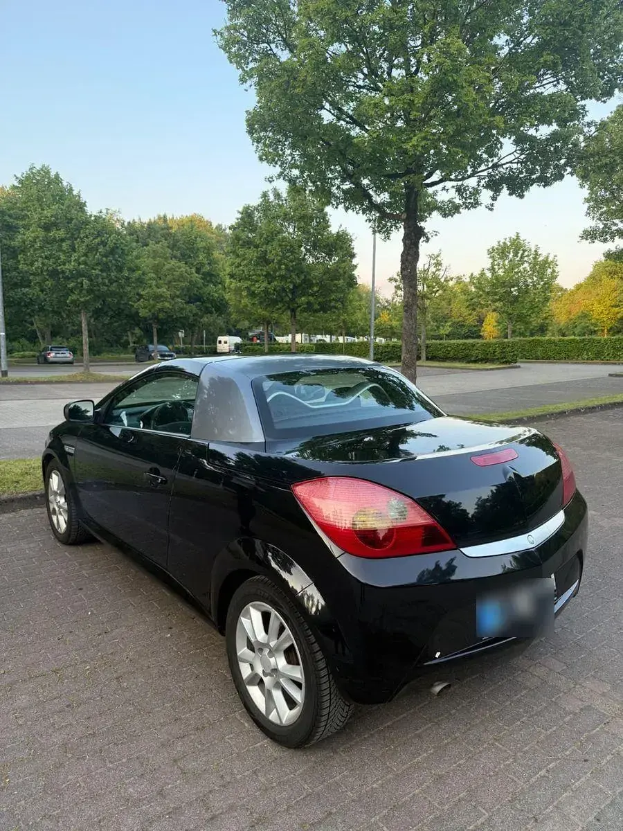 Gebraucht Opel Tigra 90 PS (66 kW) 2005 Schwarz Cabrio