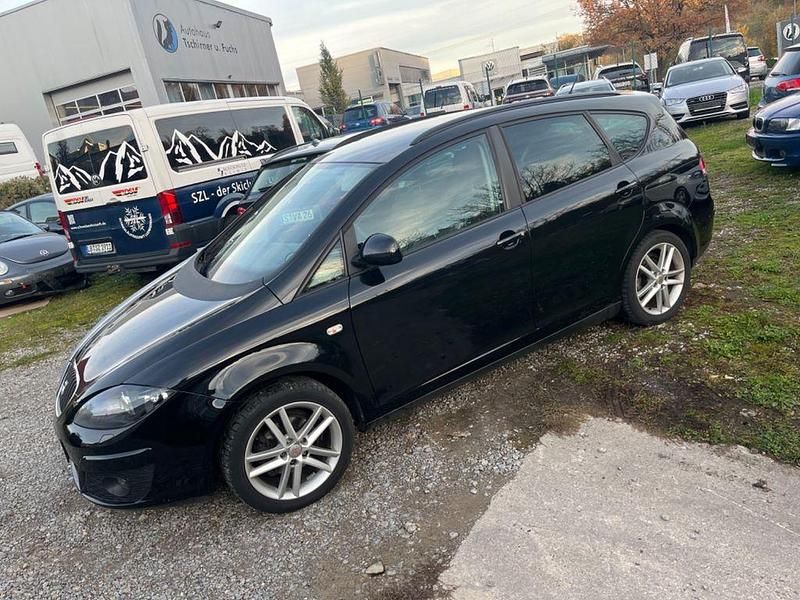 Schwarz Gebraucht 2015 Seat Altea Sun Van / Kleinbus | 4.690 € (Guter Preis) - Bild 1/4