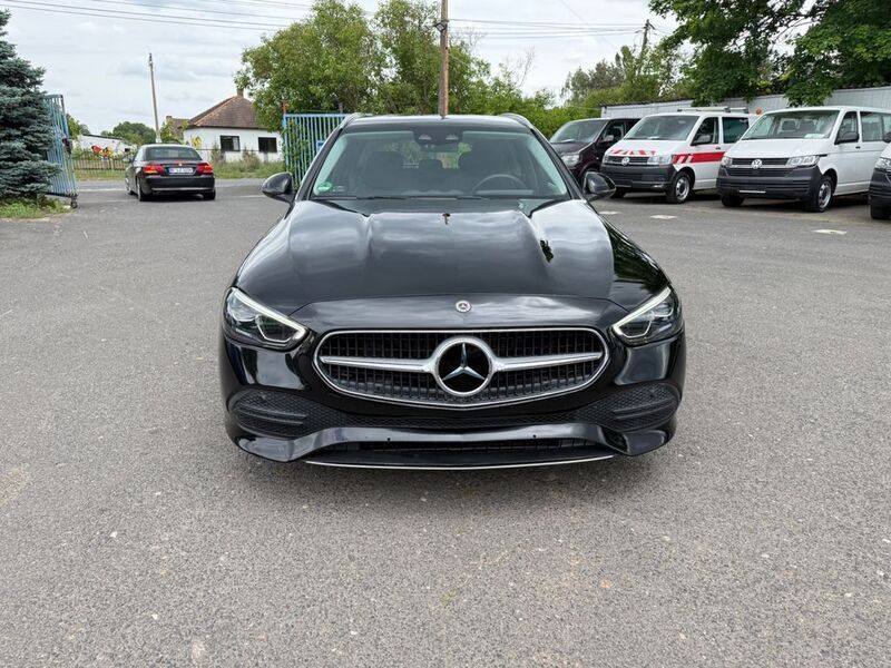 Schwarz Gebraucht 2021 Mercedes C220 Limousine | 27.490 € (Fairer Preis) - Bild 1/4