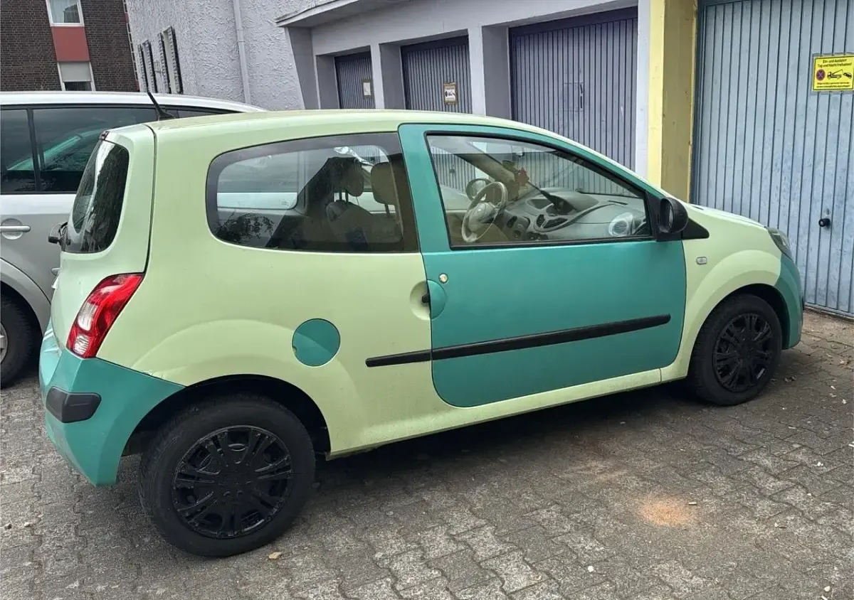 Gebraucht Renault Twingo 58 PS (42 kW) 2009 Gelb Kleinwagen
