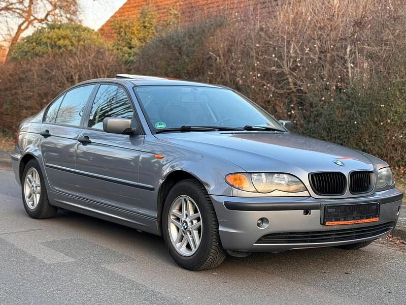 Silber Gebraucht 2007 BMW 318 Limousine | 3.900 € (Guter Preis) - Bild 1/4