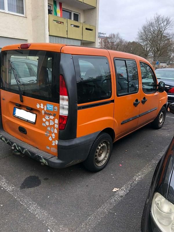 Orange Gebraucht 2002 Fiat Doblò Van / Kleinbus | 500 € (Guter Preis) - Bild 1/4