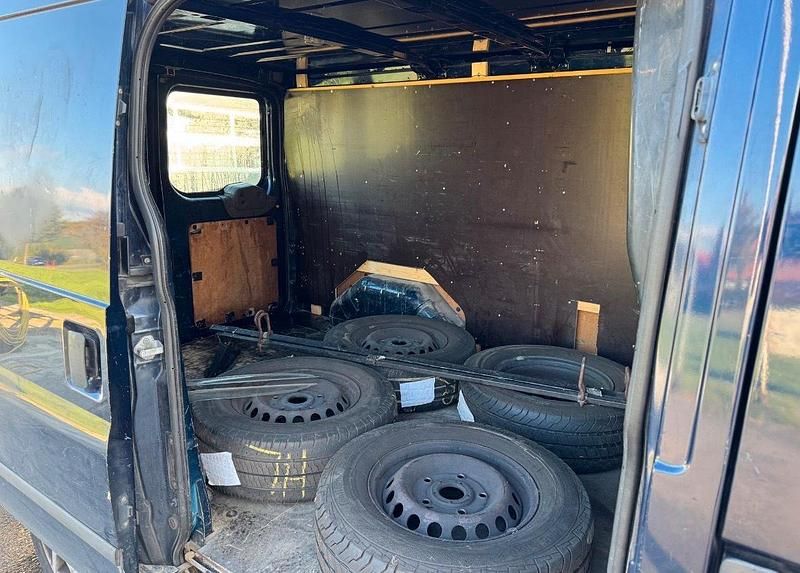 Gebraucht Ford Tourneo 116 PS (85 kW) 2010 Blau Van / Kleinbus