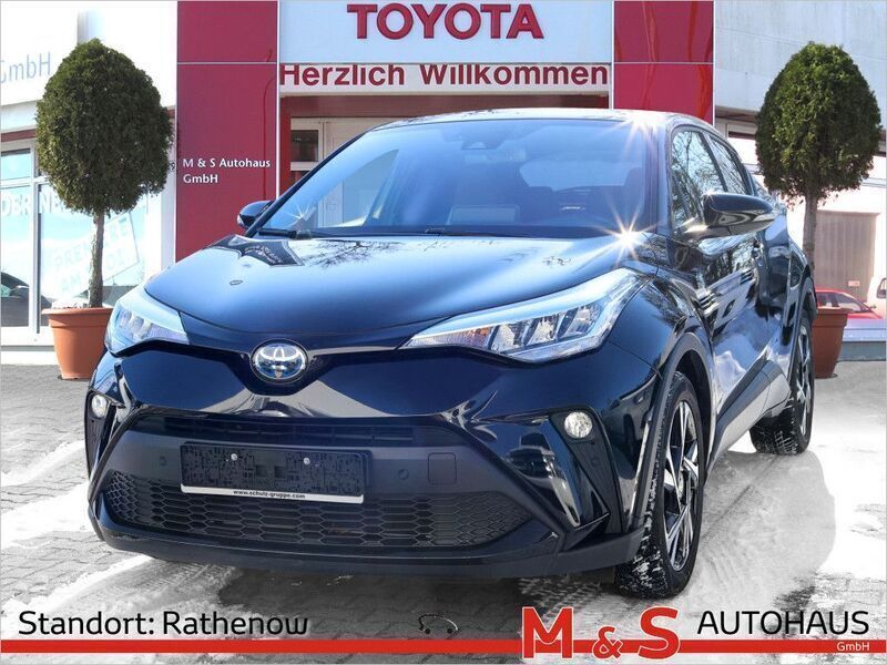 Mysticschwarz mica Gebraucht 2022 Toyota C-HR Basis SUV | 25.990 € (Etwas zu teuer) - Bild 1/4