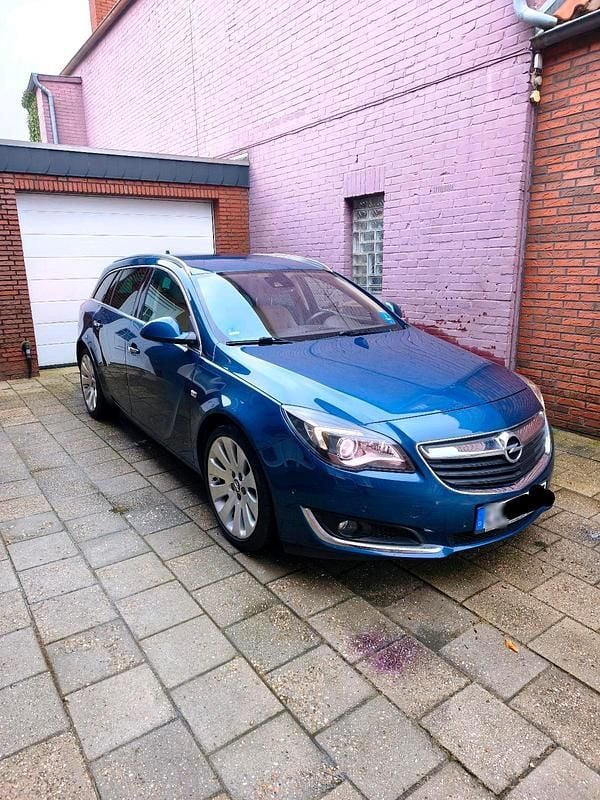 Gebraucht Opel Insignia 170 PS (125 kW) 2017 Blau Kombi