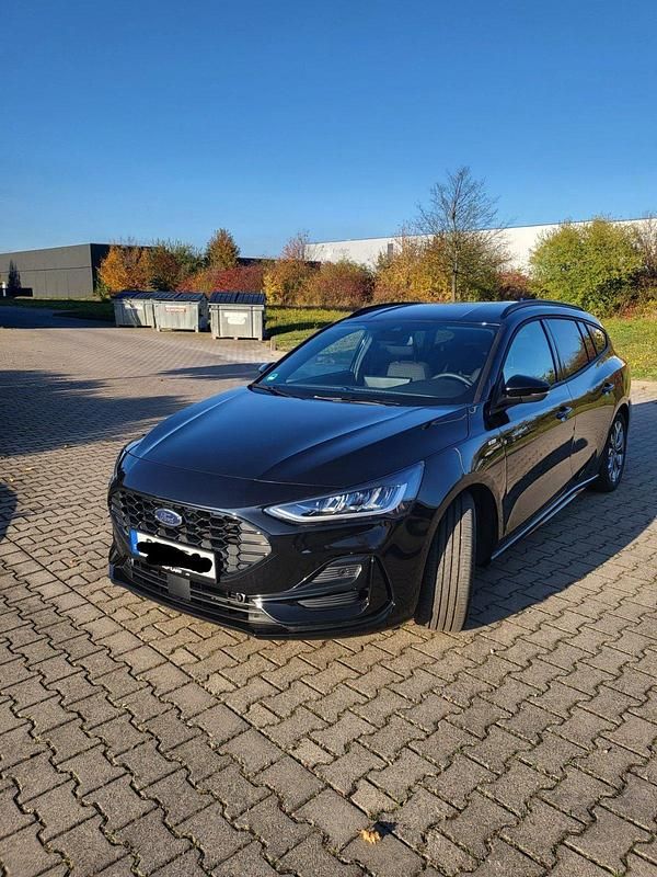 Gebraucht Ford Focus ST-Line 155 PS (114 kW) 2024 Schwarz Kombi