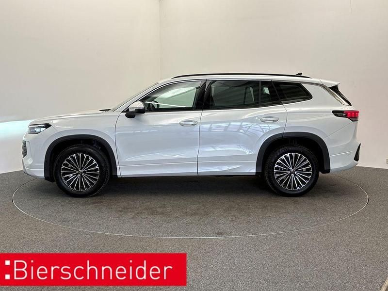 Używany VW Tayron Pro 193 KM (141 kW) 2025 Biały SUV