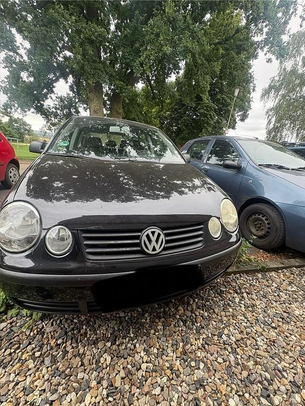 Gebraucht VW Polo 64 PS (47 kW) 2003 Schwarz Kleinwagen