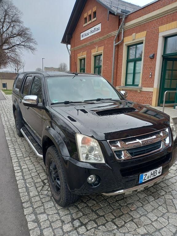 Gebraucht Isuzu D-Max 150 PS (110 kW) 2011 Schwarz Pickup