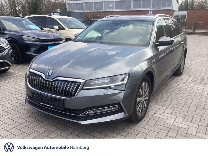 Gebraucht Skoda Superb Style 218 PS (160 kW) 2023 Graphitegrau metallic Kombi