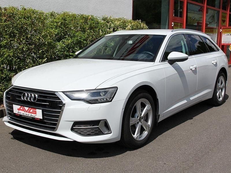 Gebraucht Audi A6 Sport 204 PS (150 kW) 2022 Gletscherweiss Kombi