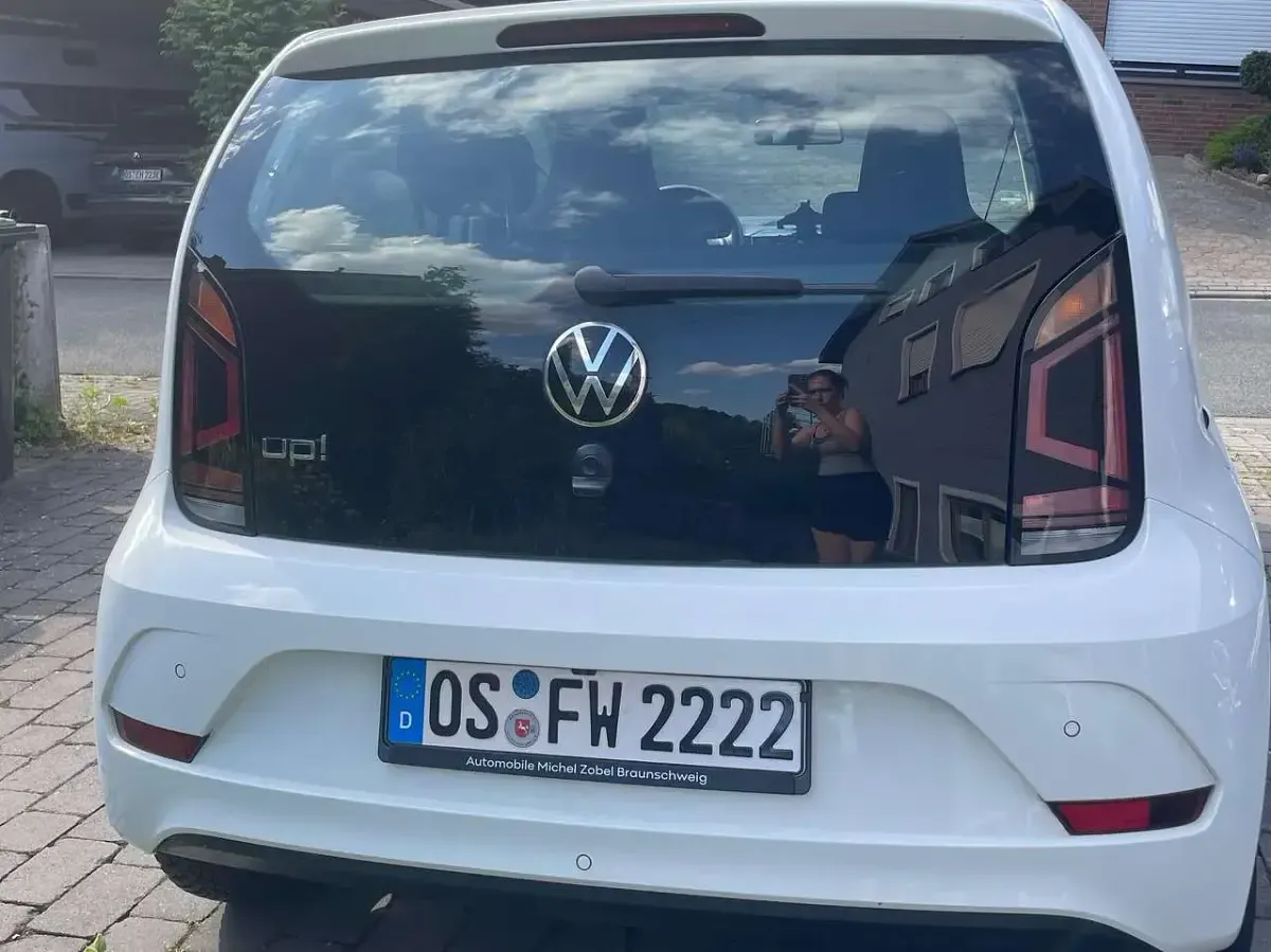 Gebraucht VW up! 60 PS (44 kW) 2020 Weiß Kleinwagen