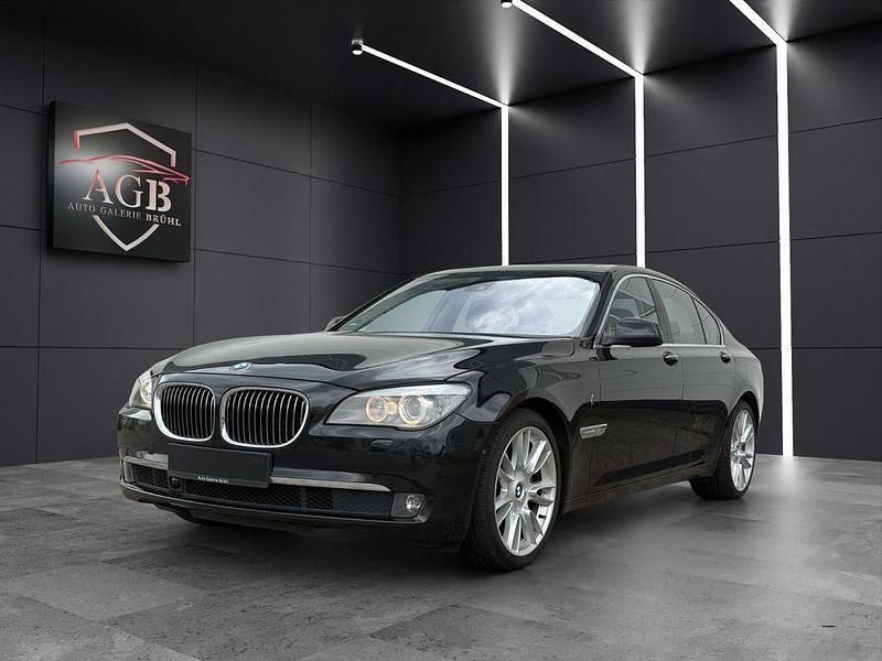 Schwarz Gebraucht 2009 BMW 750 Performance Limousine | 18.990 € - Bild 1/4
