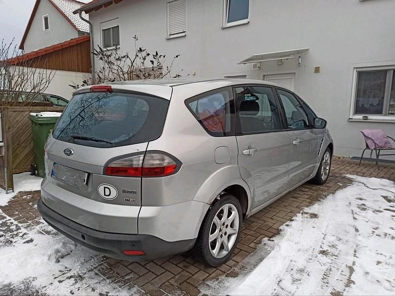 Gebraucht Ford S-MAX S 140 PS (102 kW) 2008 Van / Kleinbus