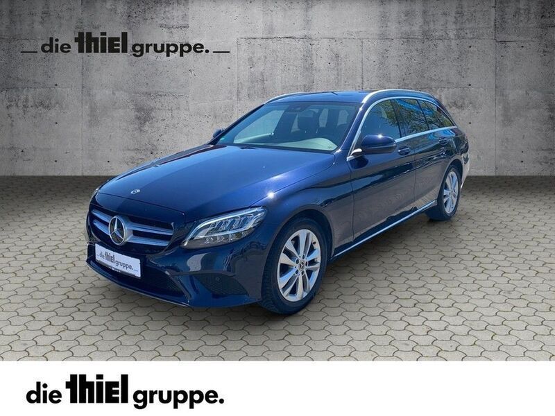 Blau Gebraucht 2020 Mercedes C180 Avantgarde Limousine | 24.880 € (Superpreis) - Bild 1/4