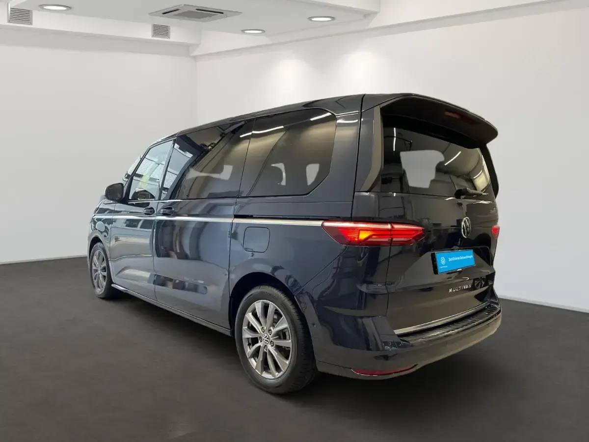 Używany VW T7 Style 204 KM (150 kW) 2025 Van
