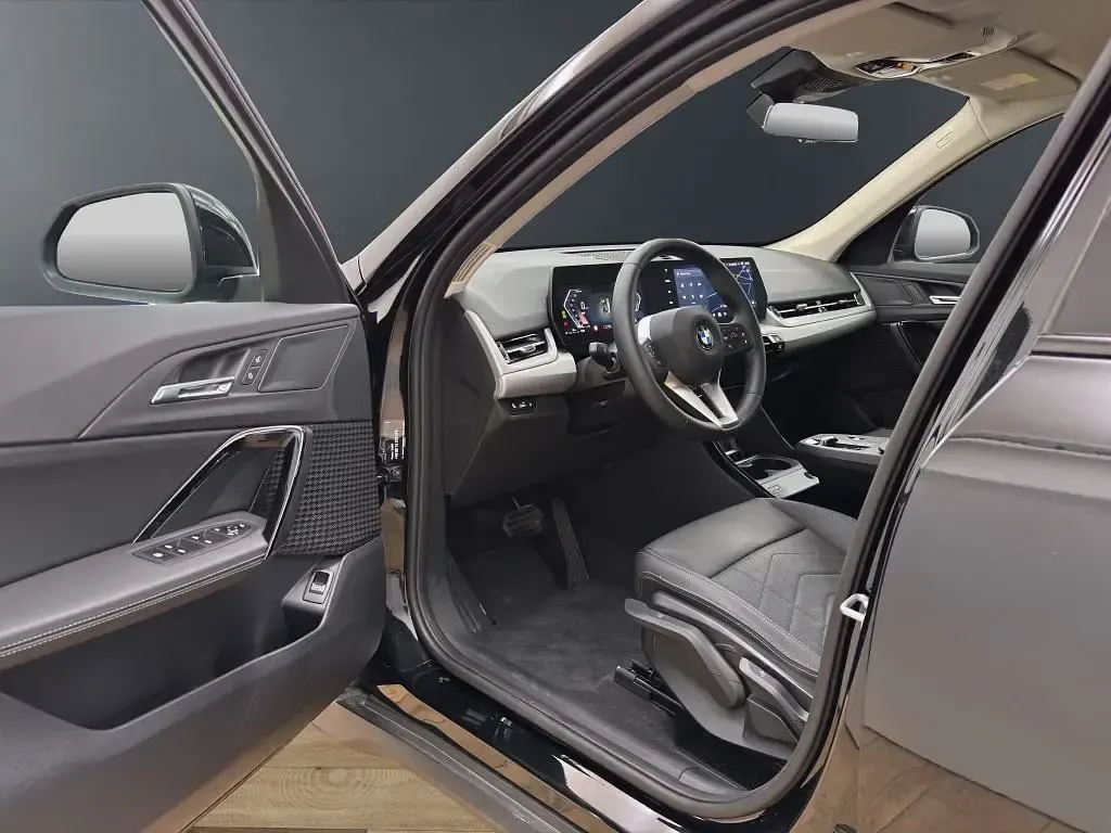 Gebraucht BMW X1 170 PS (125 kW) 2025 Schwarz SUV