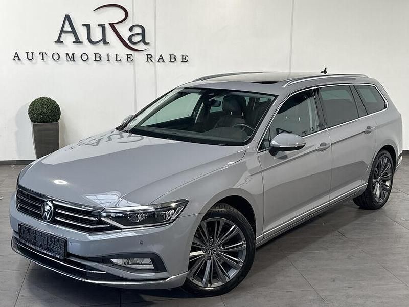 Mondsteingrau Gebraucht 2023 VW Passat Elegance Kombi | 23.989 € (Etwas zu teuer) - Bild 1/4