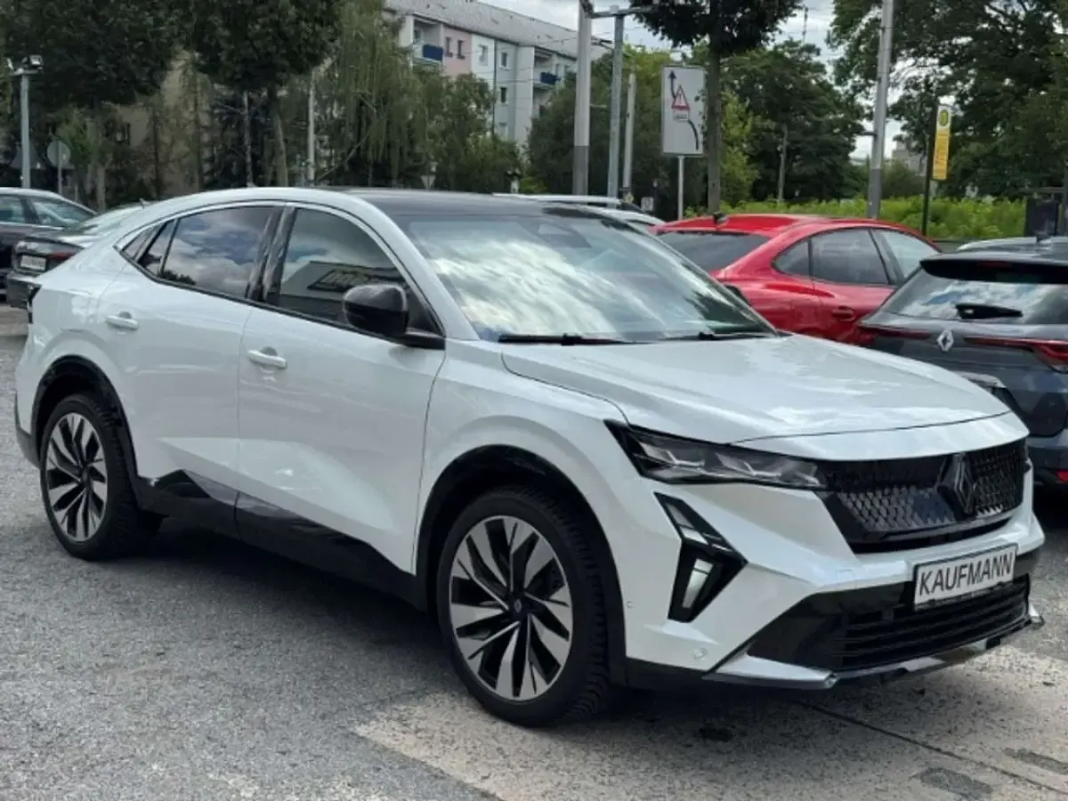 Neu Renault Rafale Techno 200 PS (147 kW) 2026 Weiss SUV
