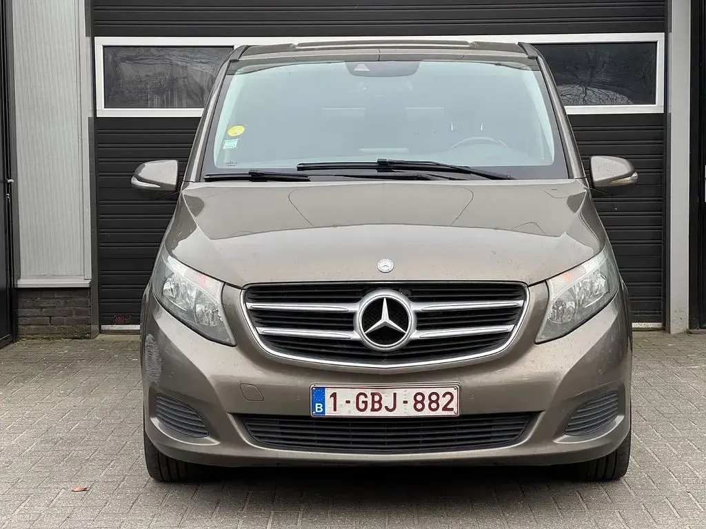 Gebraucht Mercedes V220 163 PS (119 kW) 2014 Grau Van / Kleinbus