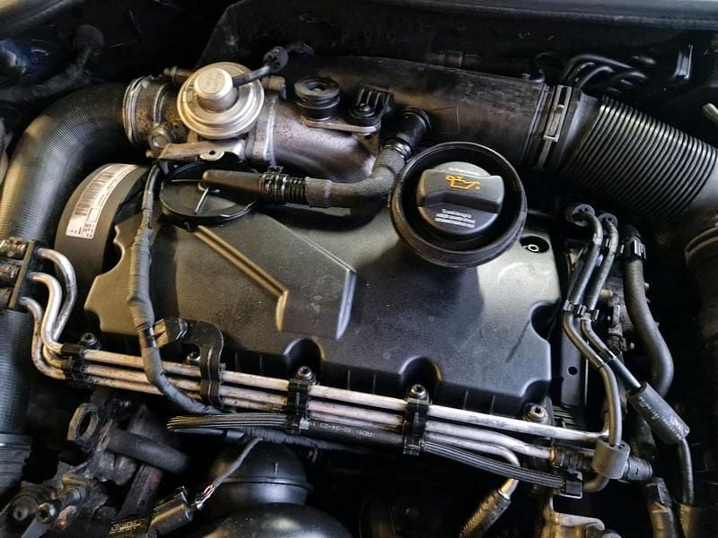 Gebraucht VW Golf V 90 PS (66 kW) 2006 Blau Kleinwagen