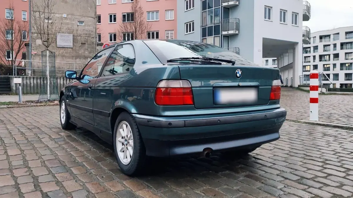 Gebraucht BMW 316 102 PS (75 kW) 1998 Grün Limousine