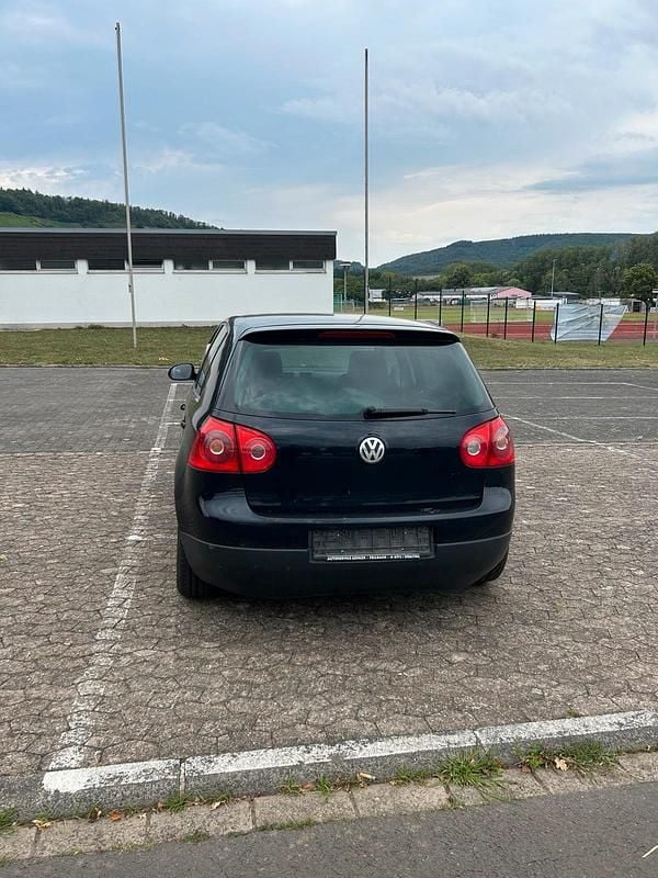 Gebraucht VW Golf IV 101 PS (74 kW) 2004 Blau Kleinwagen