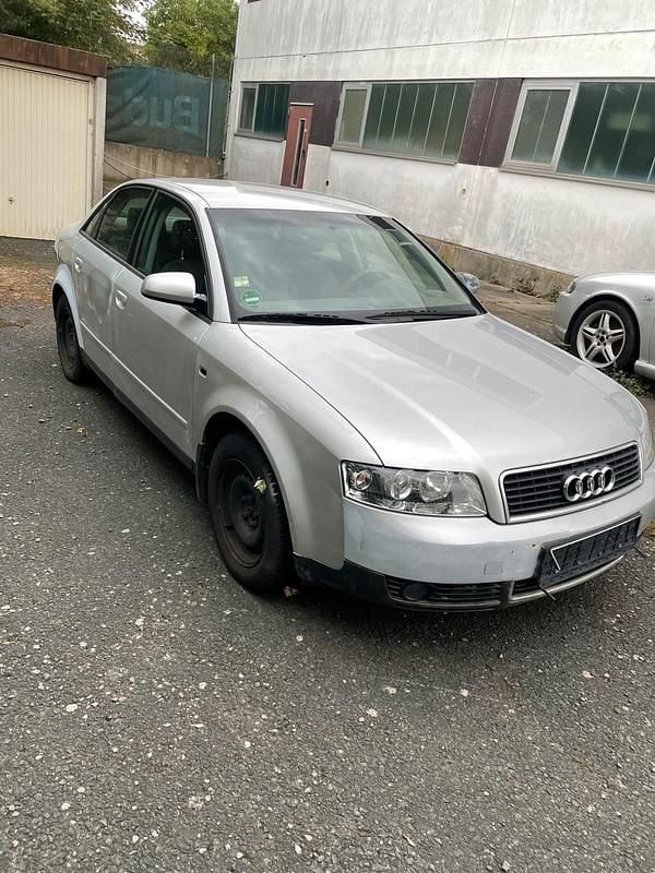 Gebraucht Audi A4 105 PS (77 kW) 2001 Limousine