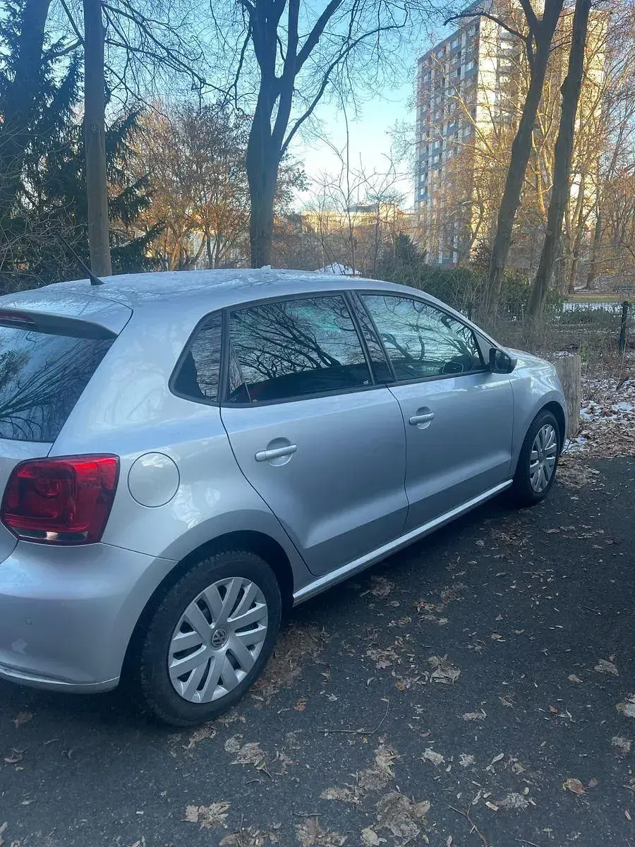 Gebraucht VW Polo Style 60 PS (44 kW) 2011 Silber Kleinwagen