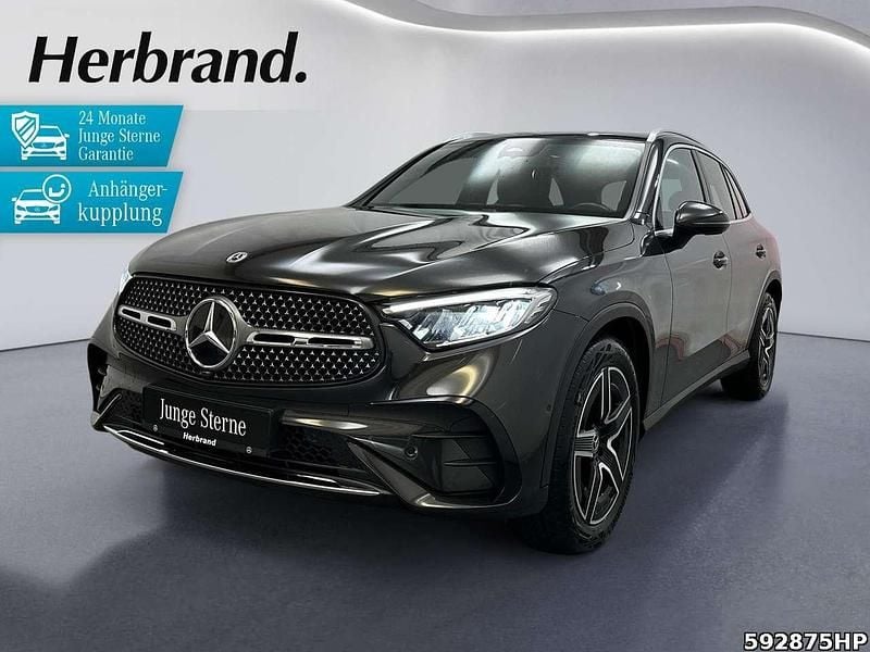 Metalliclack graphitgrau Gebraucht 2024 Mercedes GLC300 AMG SUV | 52.750 € (Superpreis) - Bild 1/4