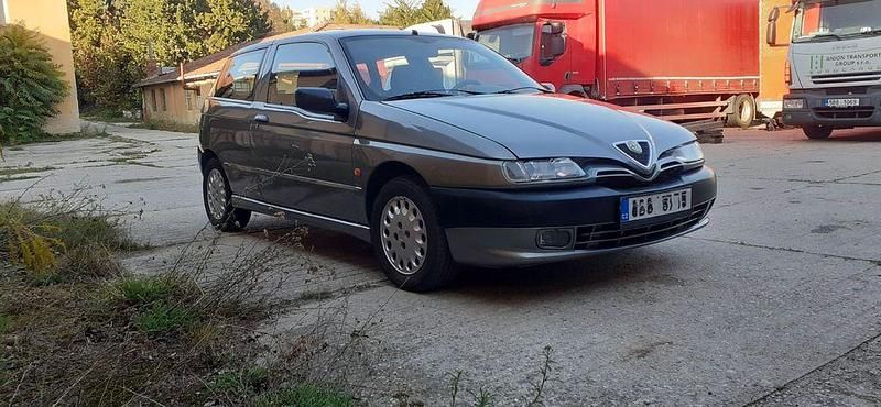 Gebraucht Alfa Romeo 145 129 PS (94 kW) 1995 Grau Kleinwagen