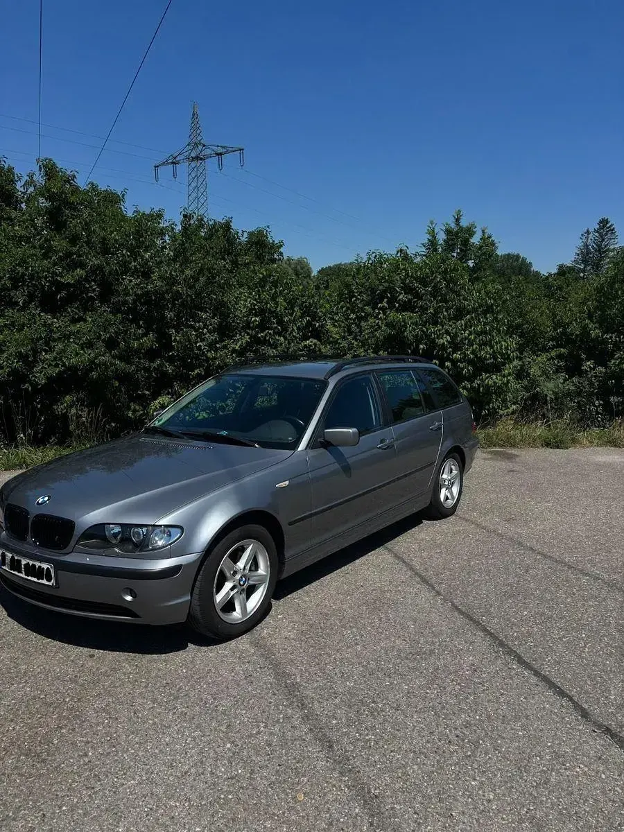 Gebraucht BMW 318 143 PS (105 kW) 2004 Grau Kombi