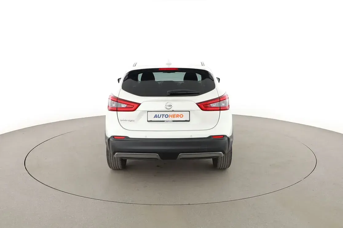 Gebraucht Nissan Qashqai N-Connecta 140 PS (102 kW) 2019 Weiß SUV