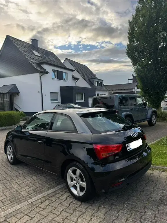Gebraucht Audi A1 Sport 90 PS (66 kW) 2016 Schwarz Kleinwagen
