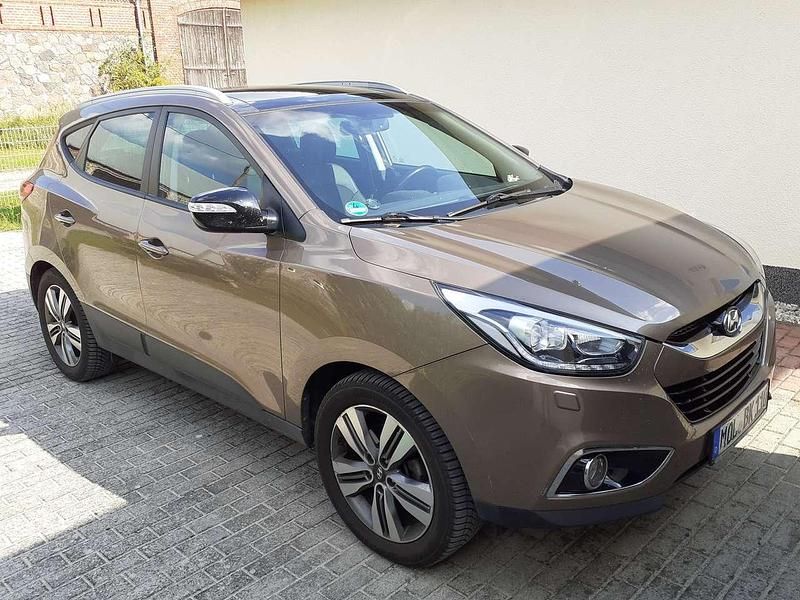 Gebraucht Hyundai ix35 Trend 166 PS (122 kW) 2015 Bronze SUV