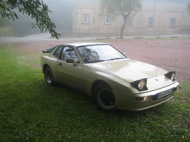 Gebraucht Porsche 944 163 PS (119 kW) 1982 Gold Coupé