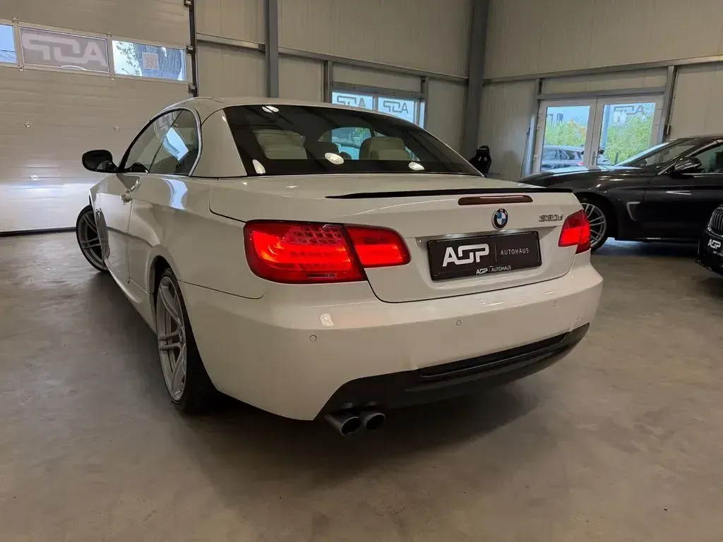Gebraucht BMW 325 Cabriolet M Sport 204 PS (150 kW) 2012 Weiß Cabrio