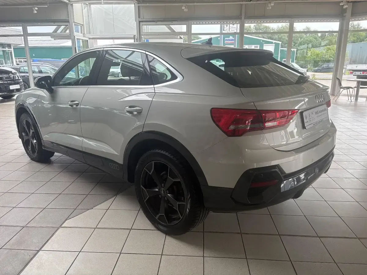 Gebraucht Audi Q3 Sportback S-Line 150 PS (110 kW) 2019 Silber SUV