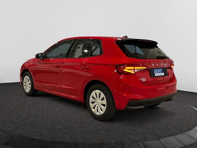 Neu Skoda Fabia Selection 95 PS (69 kW) 2025 Rot Limousine