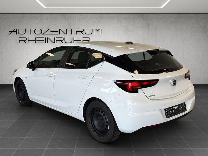 Gebraucht Opel Astra 105 PS (77 kW) 2020 Weiß Limousine