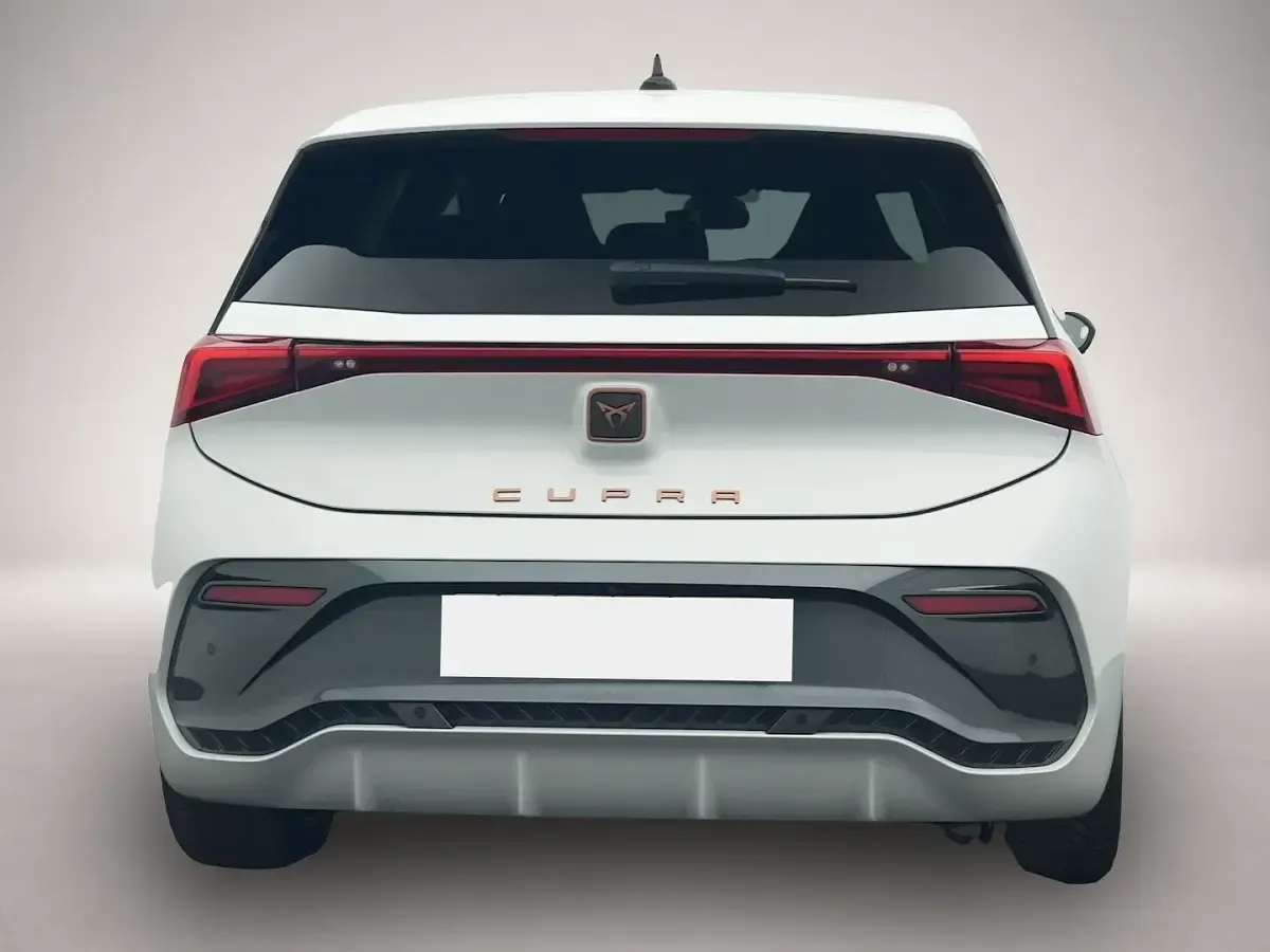 Gebraucht Cupra Born 169 kW (231 PS) 2023 Weiß Kleinwagen