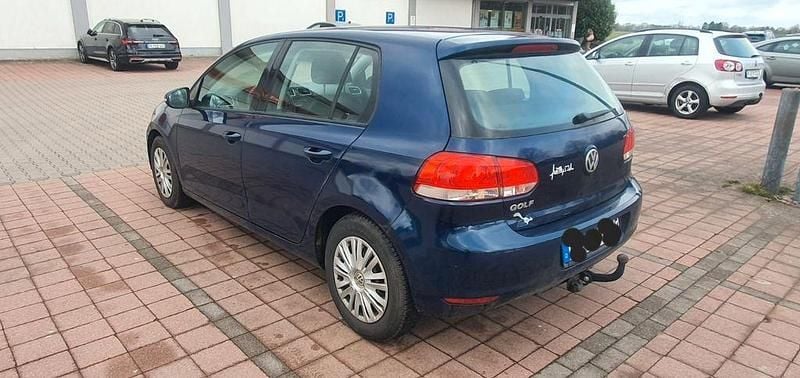 Gebraucht VW Golf VI Trendline 80 PS (58 kW) 2010 Blau Kleinwagen