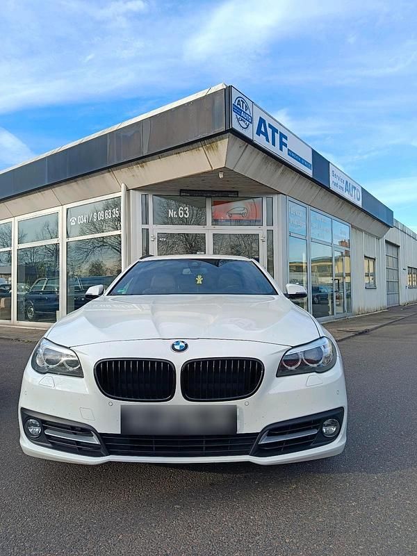 Gebraucht BMW 218 218 PS (160 kW) 2015 Weiß Kombi