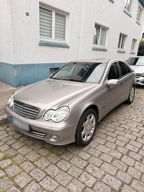 Gebraucht 2005 Mercedes C180 Limousine | 1.800 € (Fairer Preis) - Bild 1/4