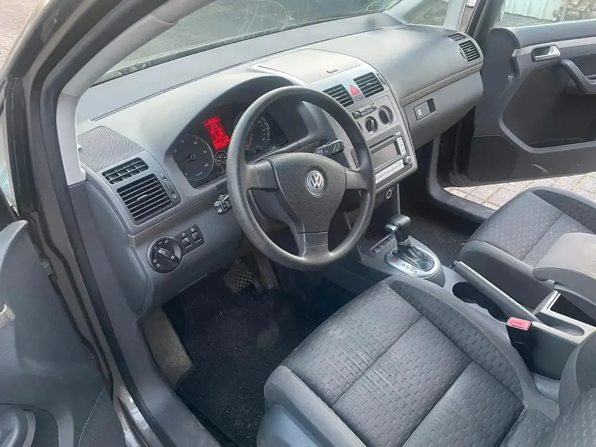Gebraucht VW Touran 140 PS (102 kW) 2008 Grau Van / Kleinbus