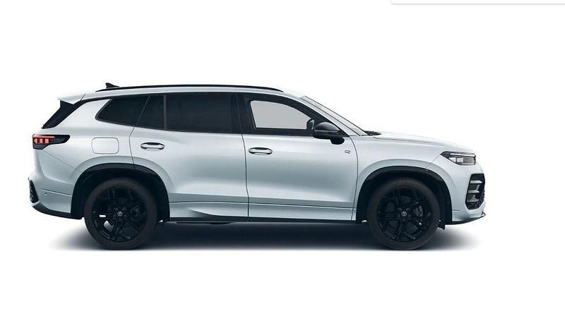 Neu VW Tayron R-line 193 PS (141 kW) 2026 Silber SUV