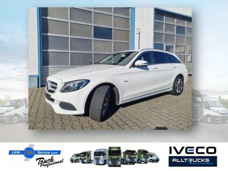 Weiß Gebraucht 2017 Mercedes C350e Avantgarde Kombi | 19.028 € (Etwas zu teuer) - Bild 1/4
