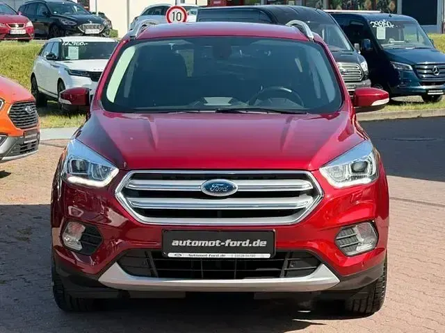 Gebraucht Ford Kuga Cool & Connect 150 PS (110 kW) 2019 Rot SUV