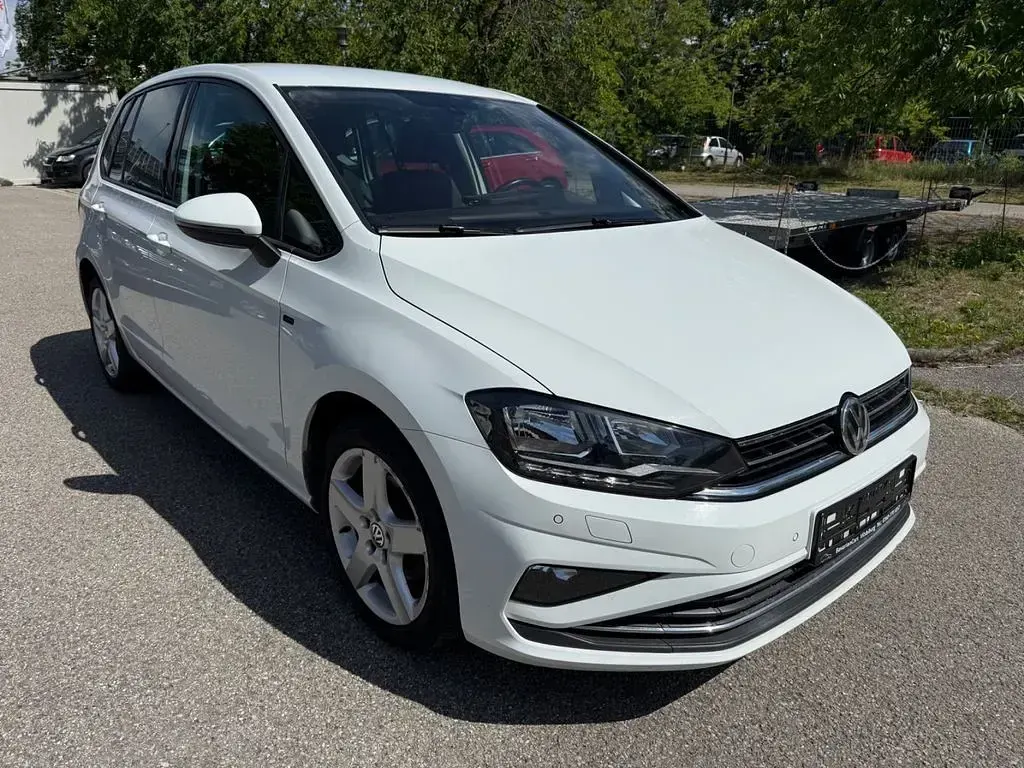 Gebraucht VW Golf Sportsvan 131 PS (96 kW) 2018 Weiß Van / Kleinbus