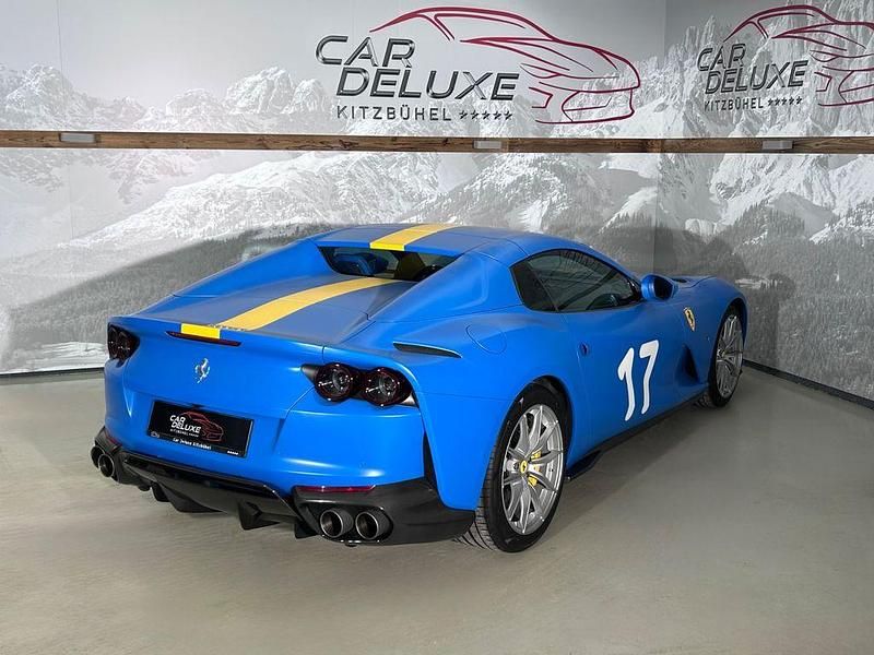 Gebraucht Ferrari 812 799 PS (587 kW) 2023 Blau Cabrio